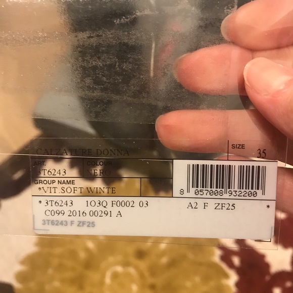 Prada trainers - Picture 3 of 8